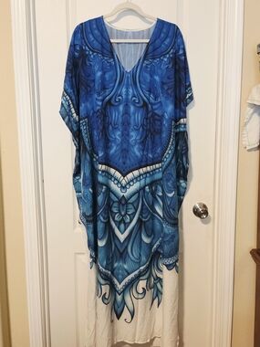 Blue Printed V-Neck Women’s Kaftan